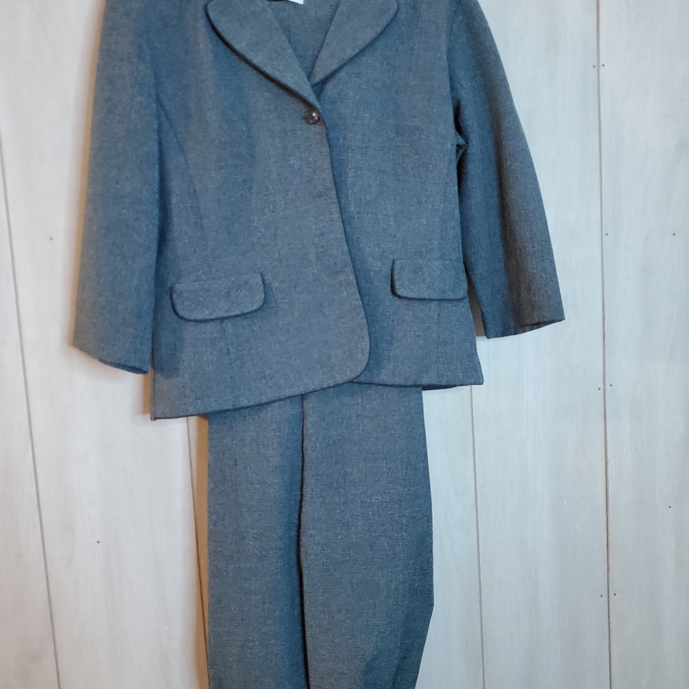 Sag Harbor Blazer and Pant Suit Color Grey Size 12